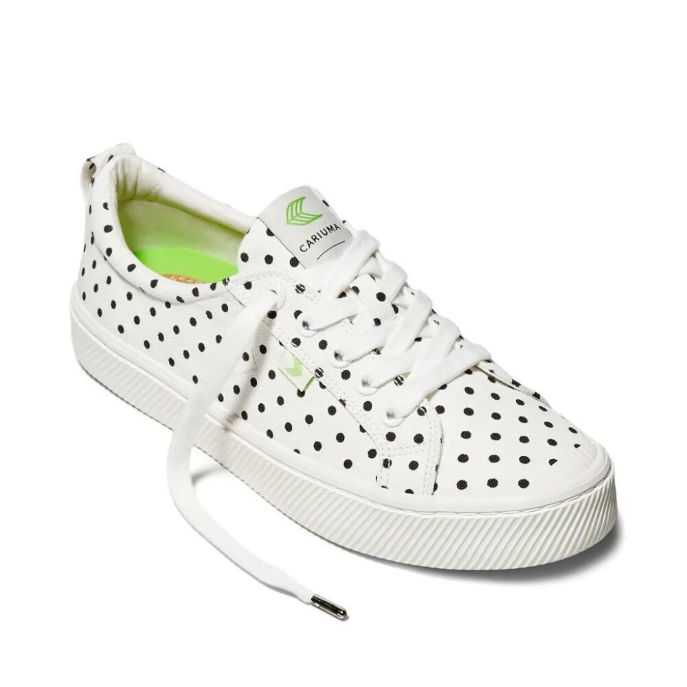 Cariuma OCA Low White Canvas Black Polka Dots Sneaker women 8.5 / men 7